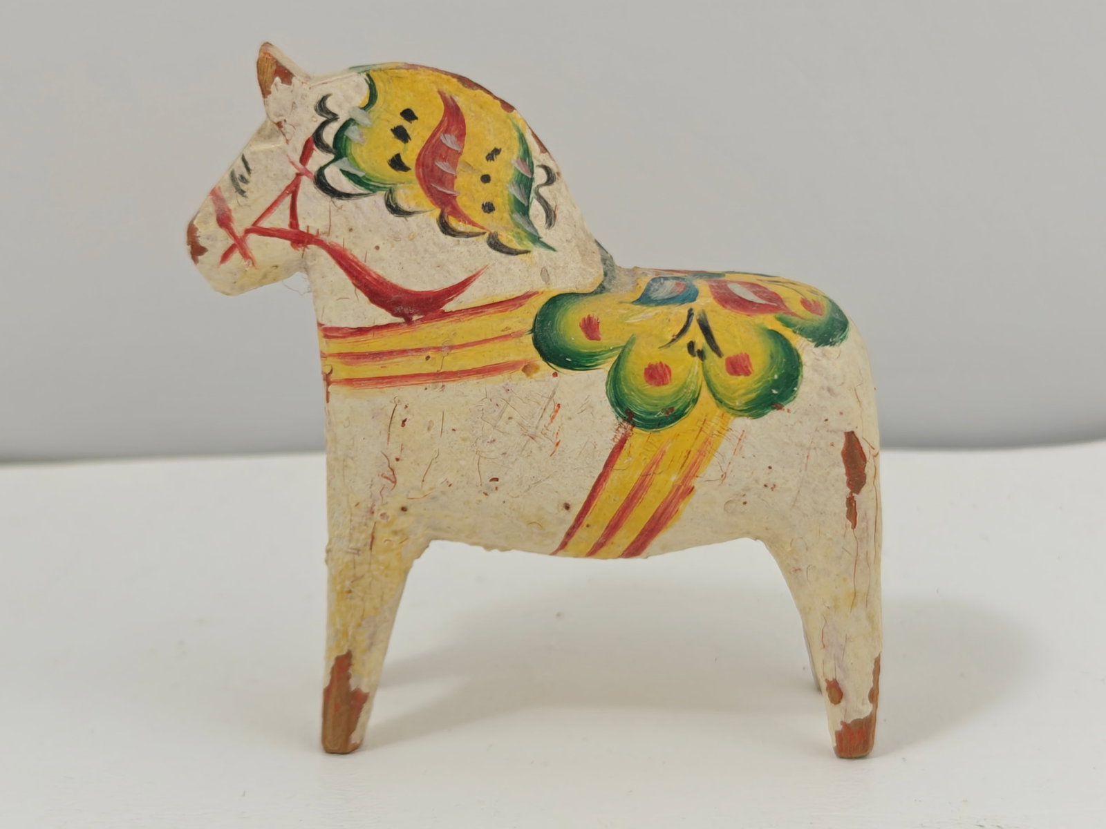 Vintage Hand-Painted Swedish Dala Horse Folk Art Figure (1 of 3)