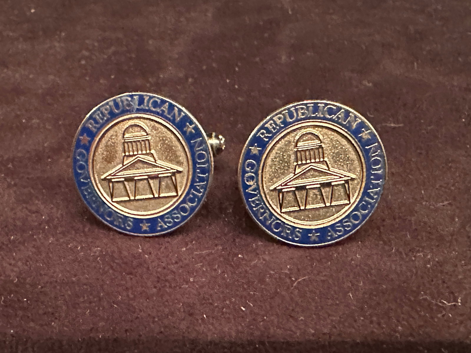 Cufflinks from Mitt Romney with NOTARIZED AFFIDAVIT: Cufflinks from Mitt Romney an American businessman and retired politician. He served as a United States Senator from Utah from 2019 to 2025 and as the 70th governor of Massachusetts from 2003 to 2007.