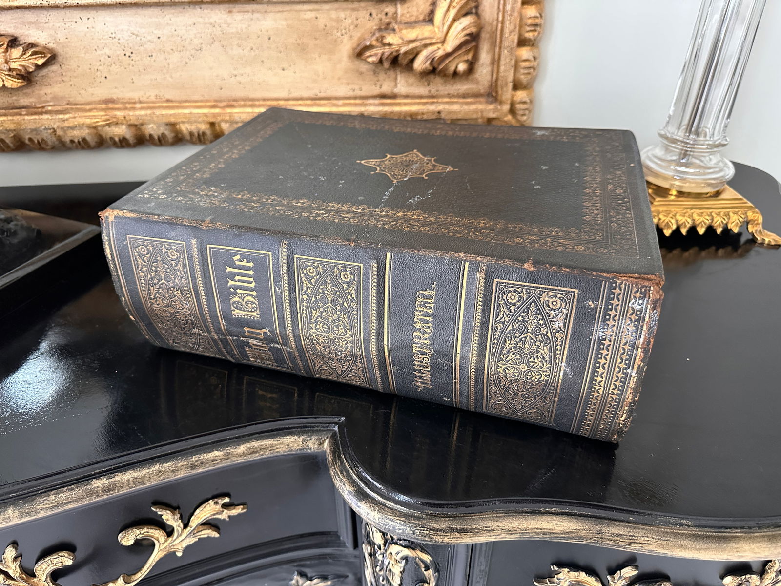 MONUMENTAL size family bible from London Printing -  Attention Antique Leather Book Collectors (1 of 18)