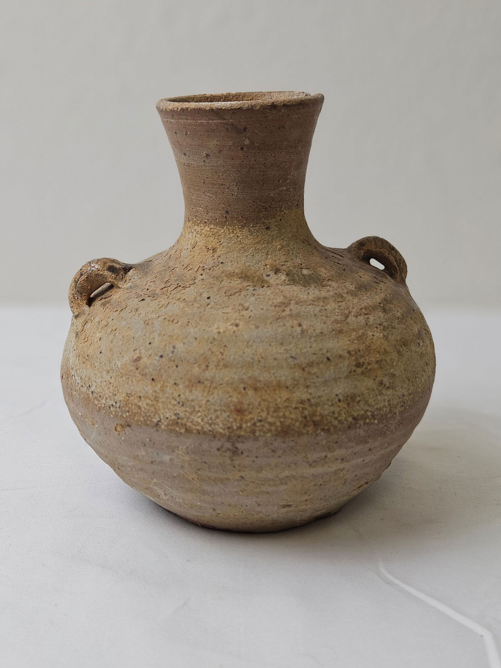 Chinese Antique Han Dynasty Celadon Porcelain Vase: Chinese Antique Han Dynasty Celadon Porcelain Vase