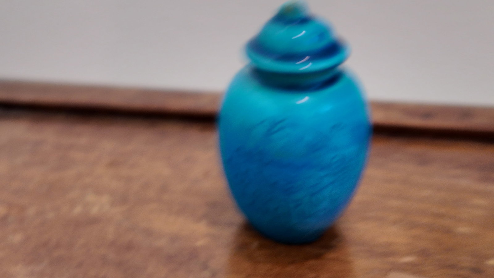 Rare Antique Chinese 19 C. Porcelain Miniature Vase.: Rare Antique Chinese 19 C. Porcelain Miniature Vase.
