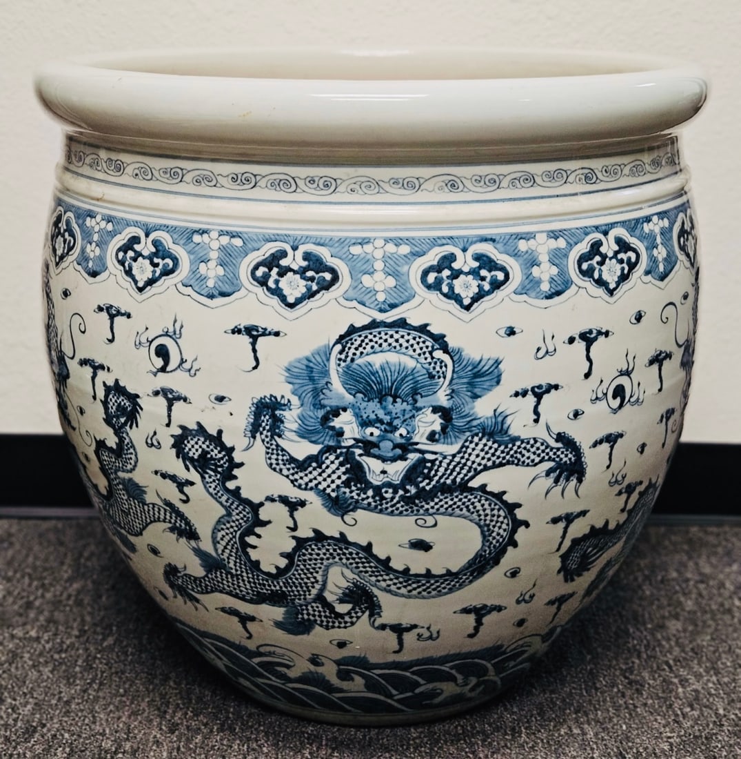 Large Size Chinese Antique Blue and White Dragon Jardiniere: Large Size Chinese Antique Blue and White Dragon Jardiniere