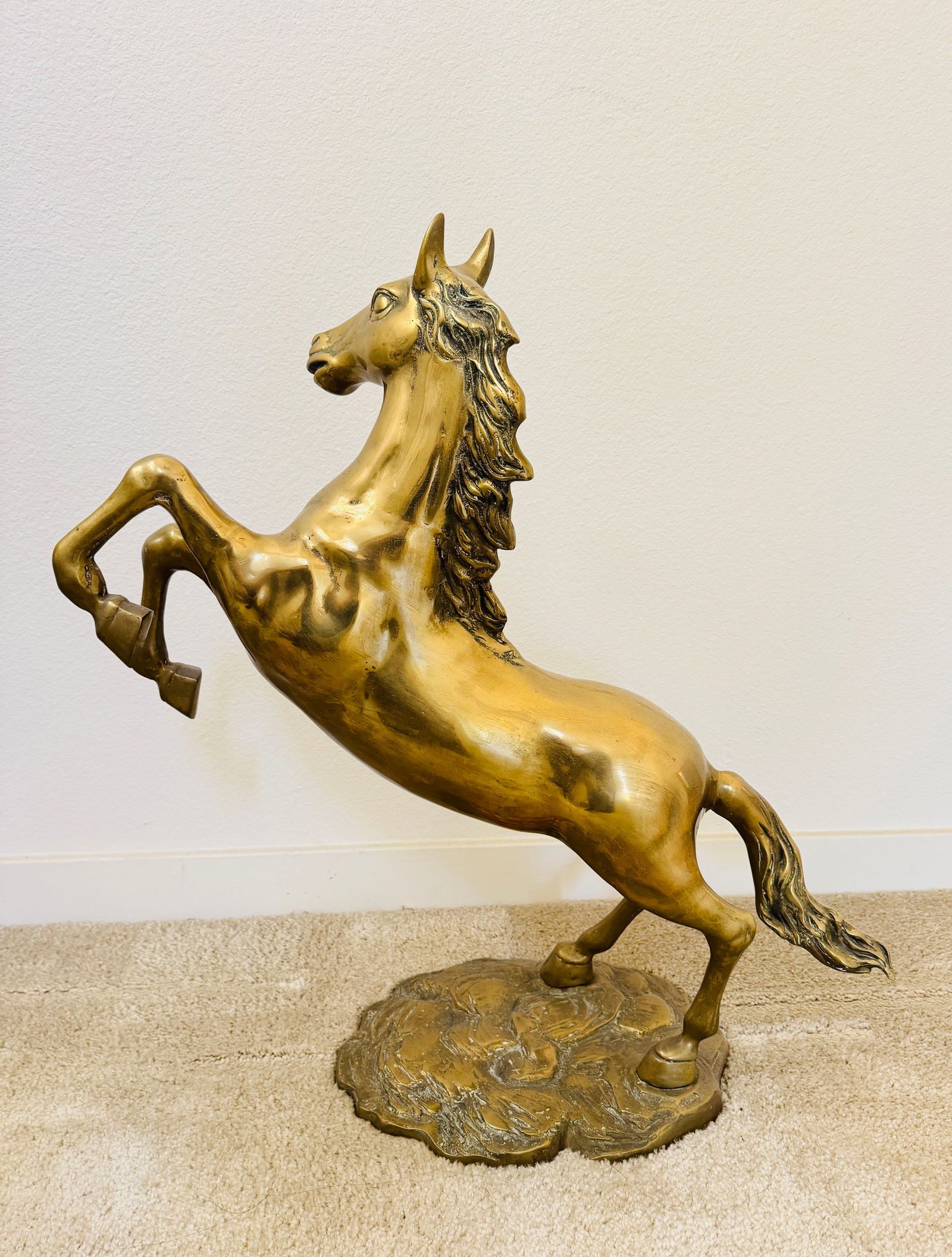 Vintage Bronze Horse Sculpture: Vintage Bronze Horse Sculpture