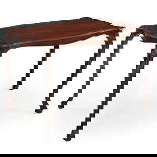 Rare English Chippendale Mahogany Tea Table ca. 1770, ex Rothermere Collection: A Rare and Very Fine Chippendale Mahogany Tea Table, England ca. 1770, ex Viscount Rothermere Collection.An exquisite Chippendale center table, it was carefully designed with an eye for endlessly movi