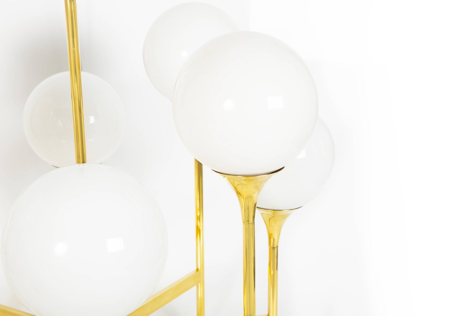 Mid-Century Gaetano Sciolari Polished Brass Eight-Light Chandelier (1 of 12)