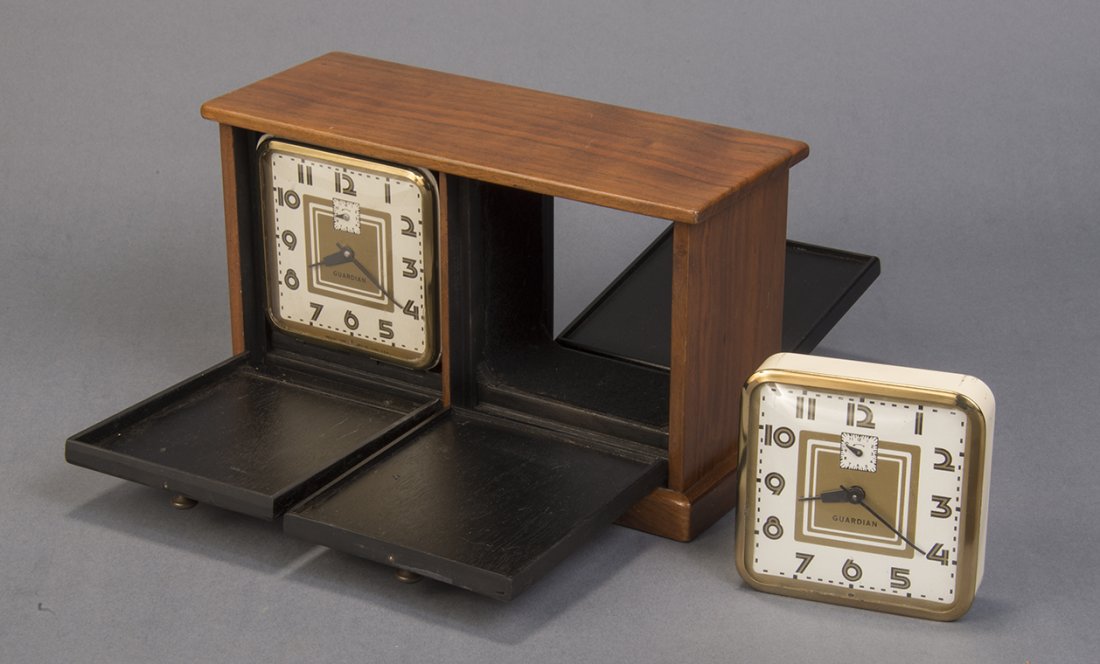 Sucker Alarm Clock Box – Owen Magic (1 of 2)