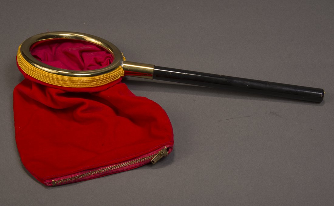 P&L Comedy Changing Bag: Red velvet bag with zippered bottom allowing items to appear, disappear or change. Condition: Very Good.