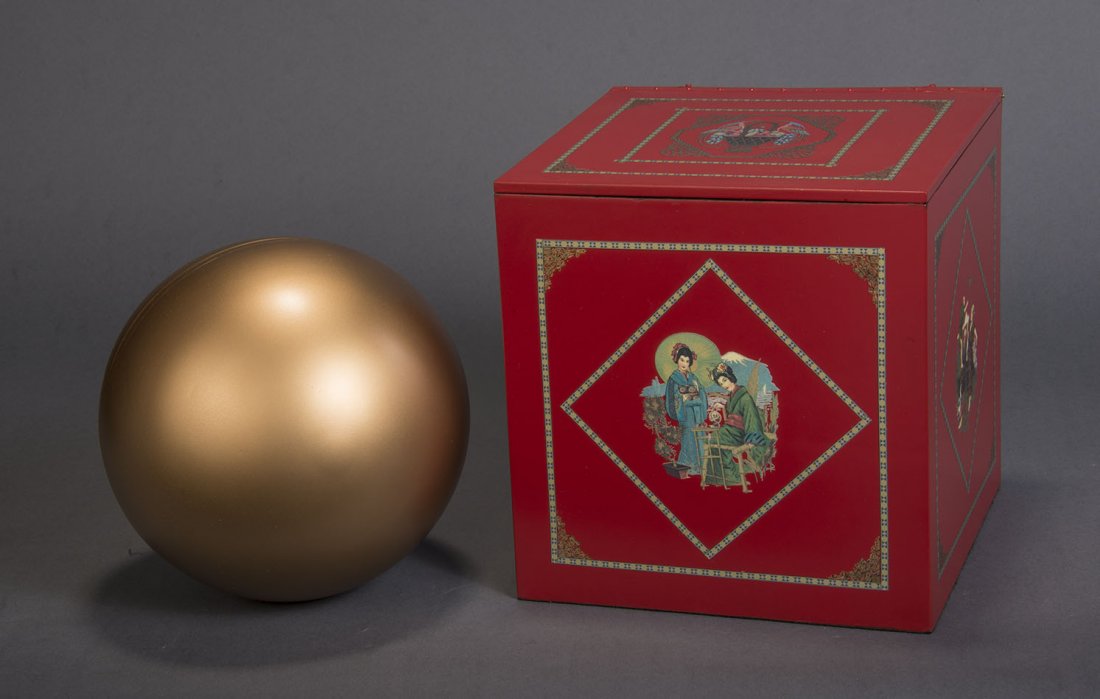 Floating Ball with Case - Okito-Williams (1 of 1)