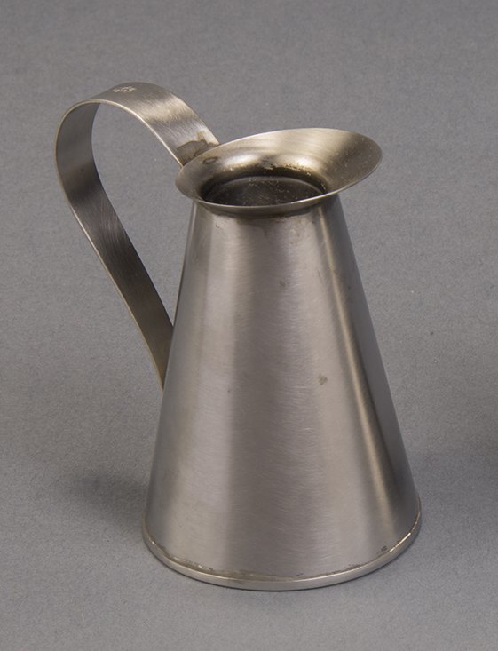 Por-Mor Pitcher - Merv Taylor (1 of 1)