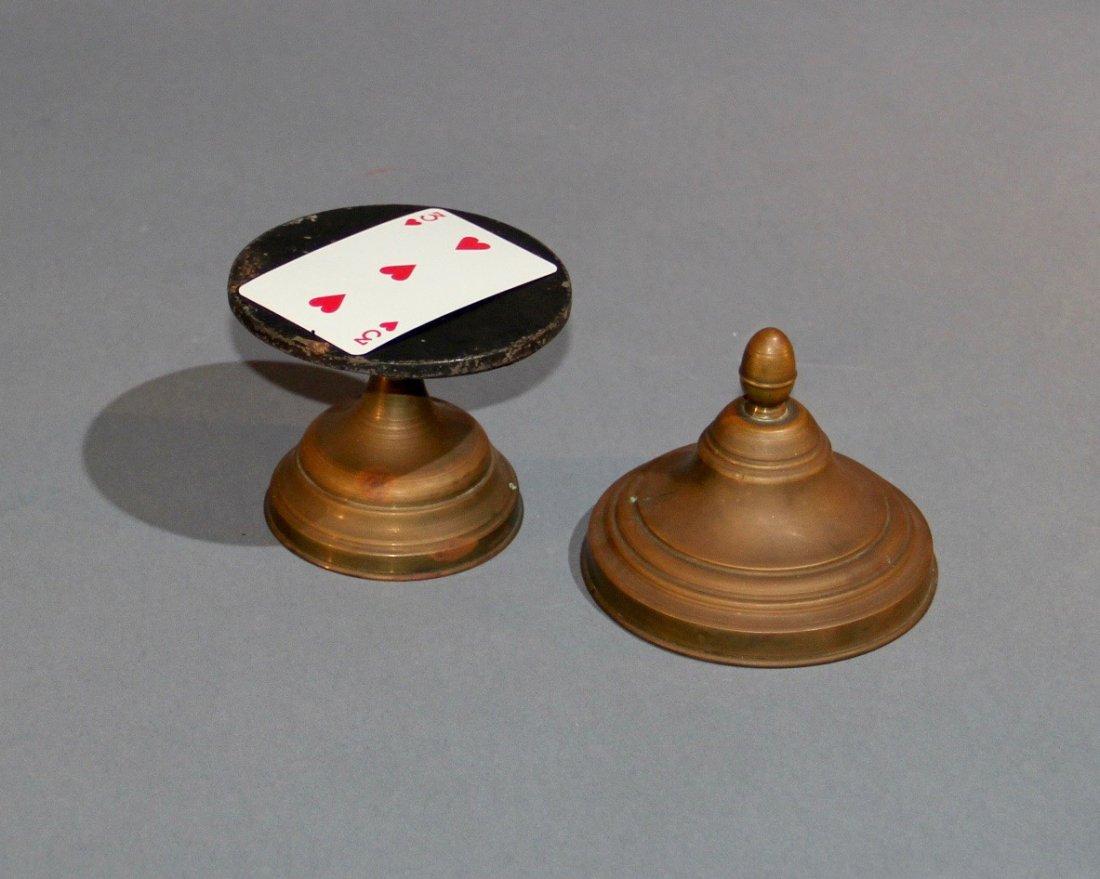 CARD TRIPOD (1 of 1)
