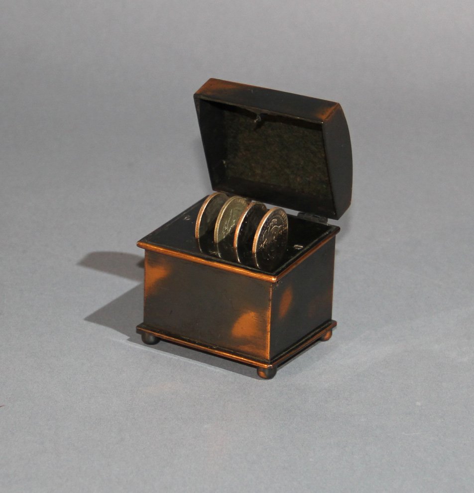 COIN CASKET (1 of 1)
