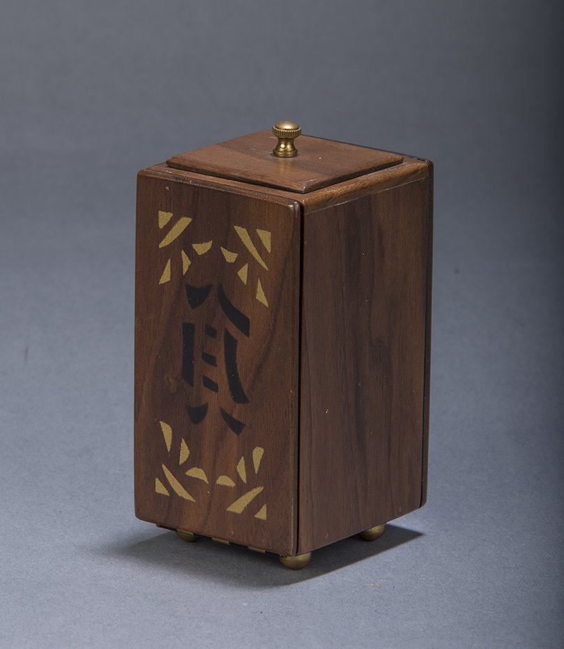 PIXIE SILK BOX – OWEN MAGIC (1 of 2)