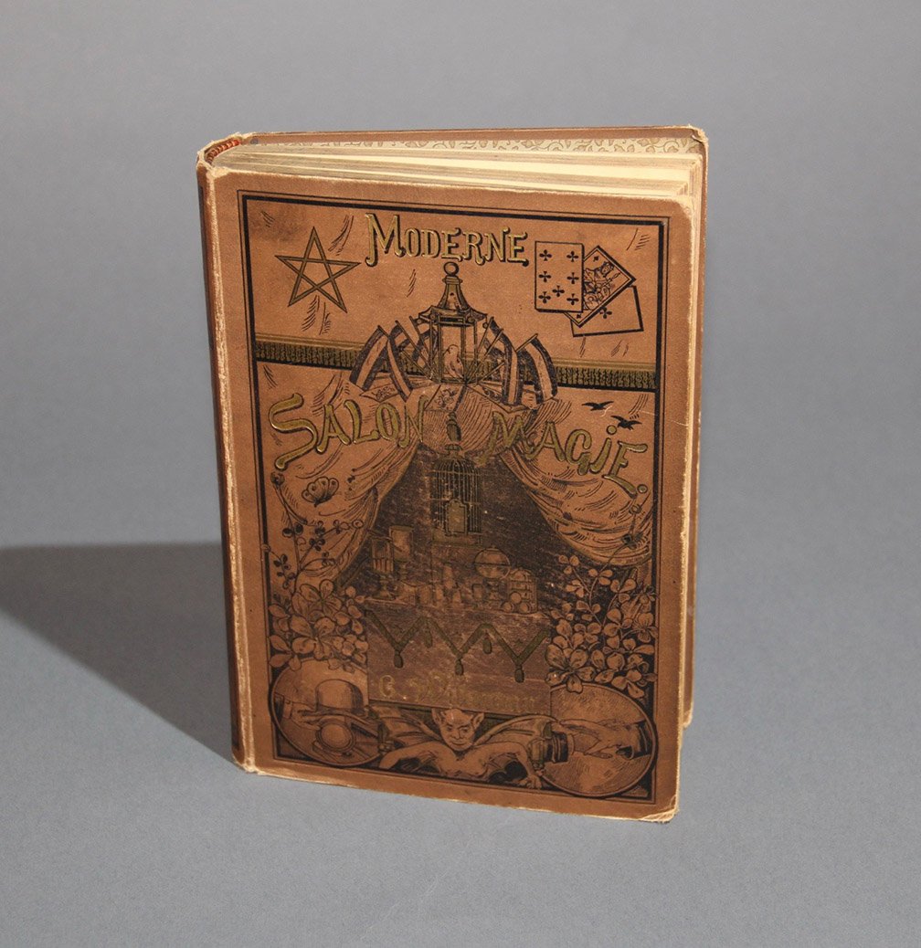 “MODERNE SALON MAGIE” – CARL WILLMANN (1 of 1)