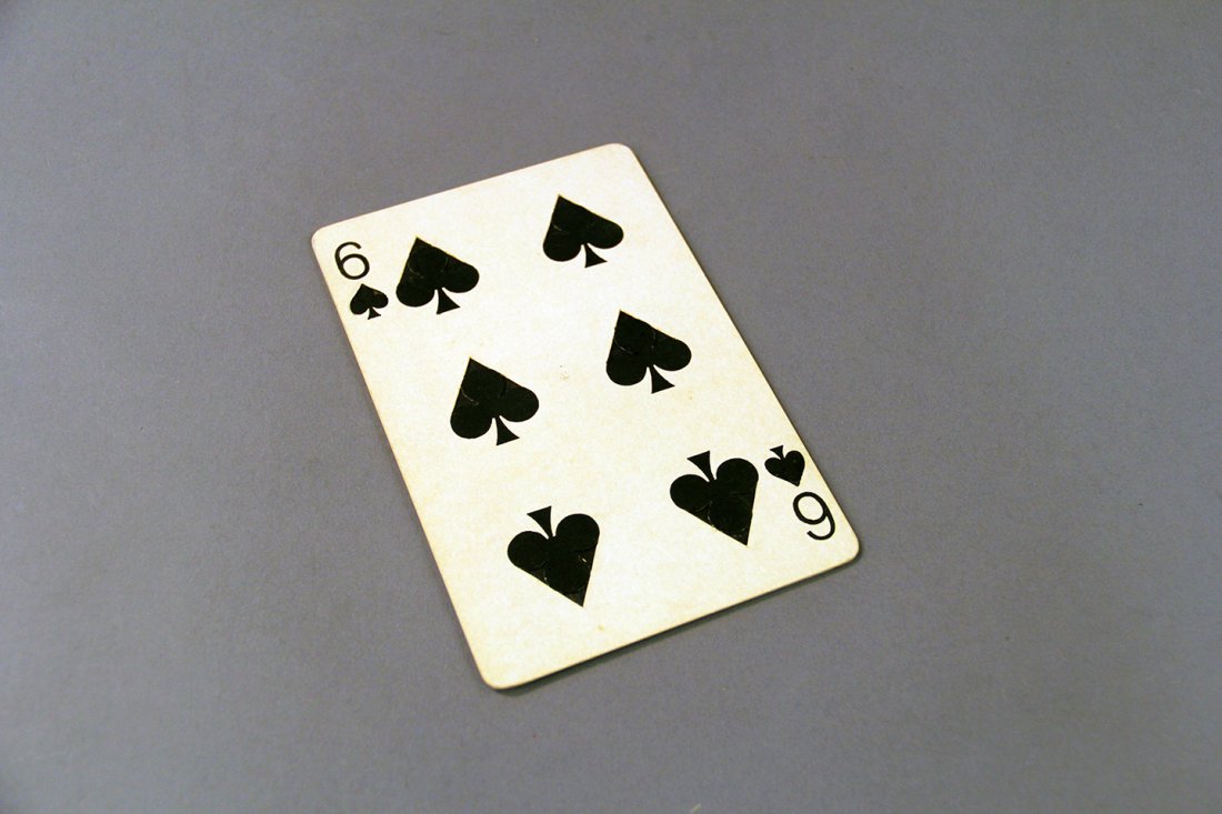 Spot-Changing Card: A jumbo Six of Clubs slowly and visibly transforms into the Six of Spades. Beautifully made. Condition: Very good.