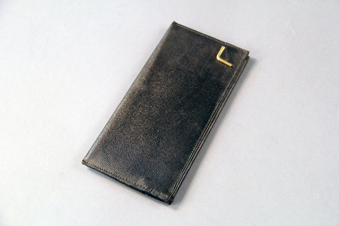 Himber Improved Bill-Fooled: Circa 1964. Top grain leather wallet will apparently print money, switch bills or billets, among other uses. Condition: Excellent.
