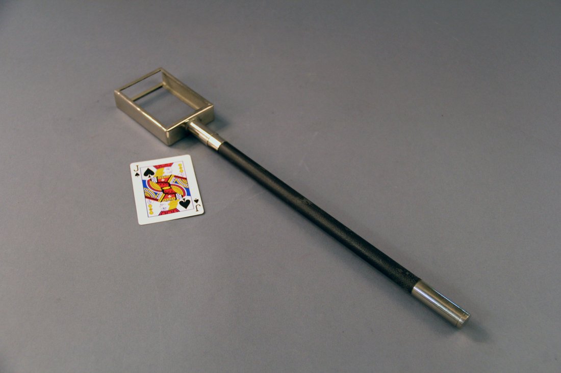 Rising Card Houlette Wand (1 of 1)