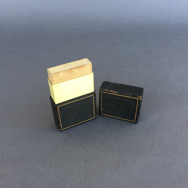 Antique Vanishing Deck of Playing Cards: Lovely very old vanishing deck of playing cards. Condition as expected for age.