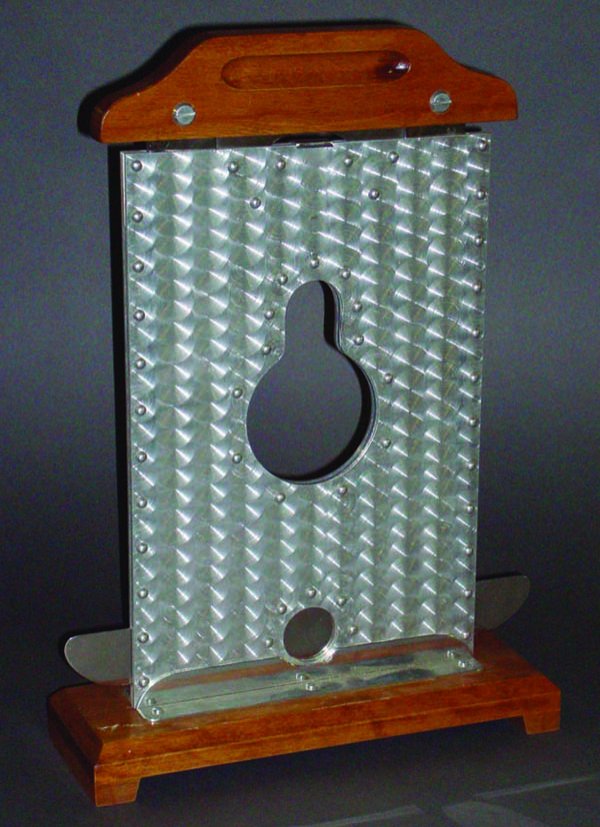 (Apparatus) Wrist Chopper. Owen Magic, ca. 1963.: (Apparatus) Wrist Chopper. Owen Magic, ca. 1963. This chopper is the ultimate in fine workmanship. The blade is stainless steel and the housing is all metal. Condition good.