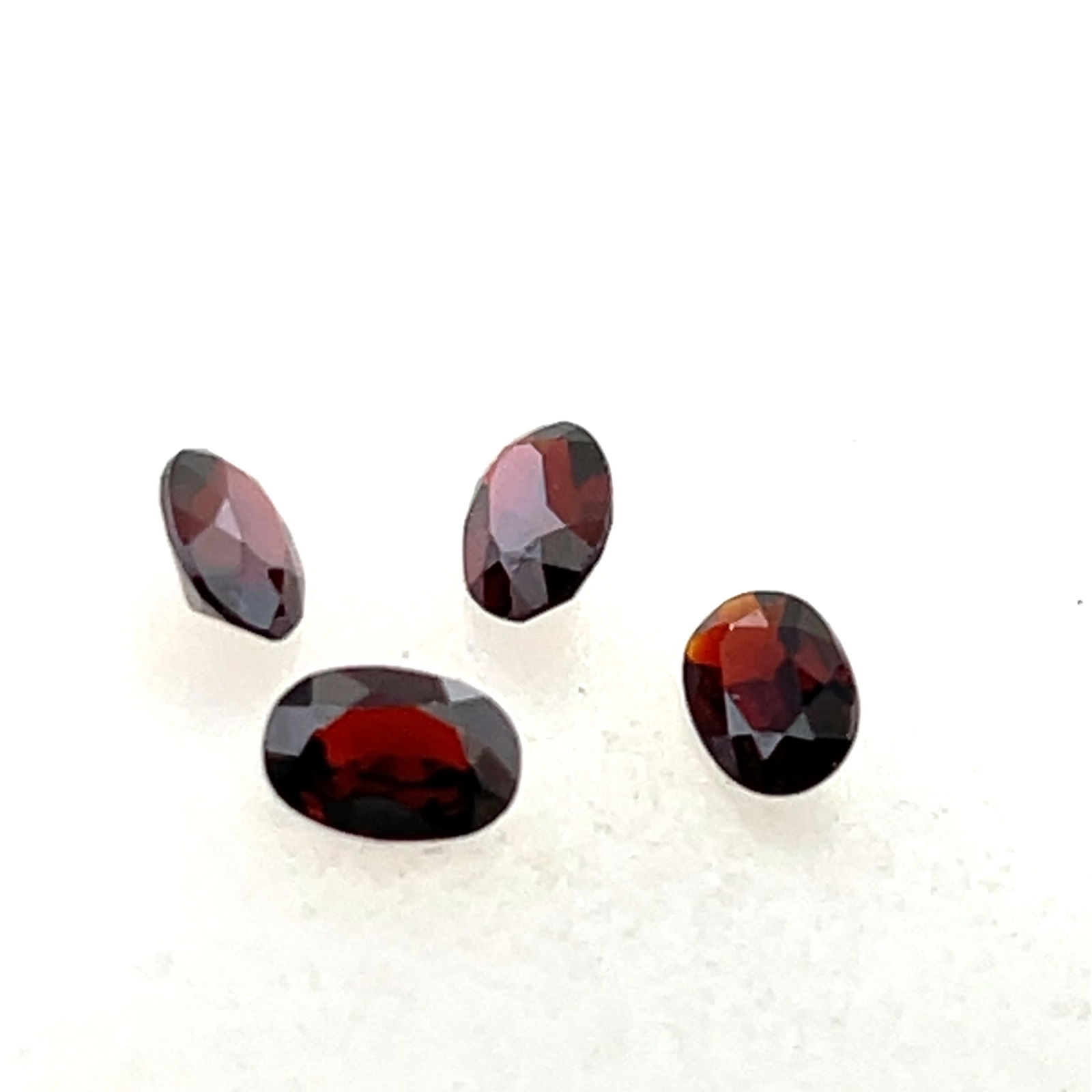 Oval Cut Garnet Selection Loose Gemstone  -  - 2ct (1 of 3)
