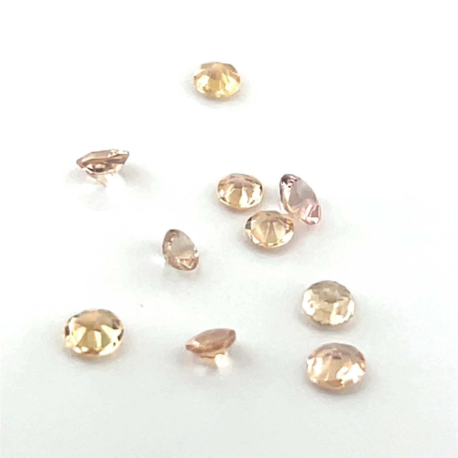 Round Cut Yellow Sapphire Selection Loose Gemstone 3-4 - 1.61 ct (1 of 4)