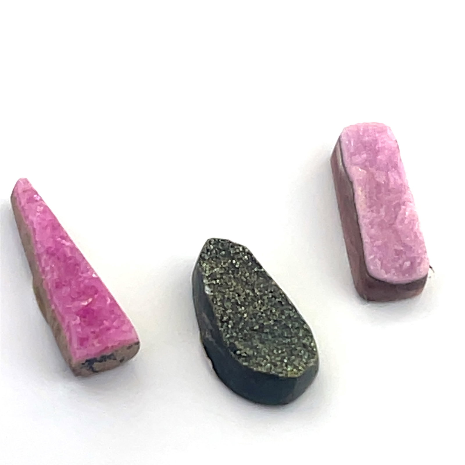 Druzy Quartz Pink and Black Selection Loose Gemstone  - 11 ct (1 of 4)