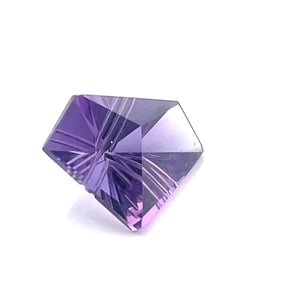 Loose Gemstone Shield Cut Purple Amethyst - 13.56ct - 20.56x15.9