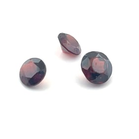 Loose Gemstones Round Cut Garnet - 1.9ct - x