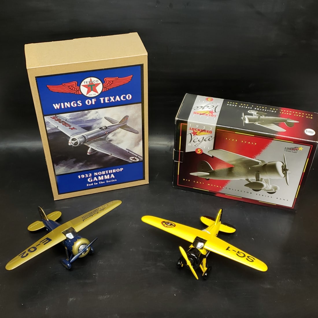 3 x Diecast Airplanes Liberty Classics, Wings of Texaco (1 of 9)