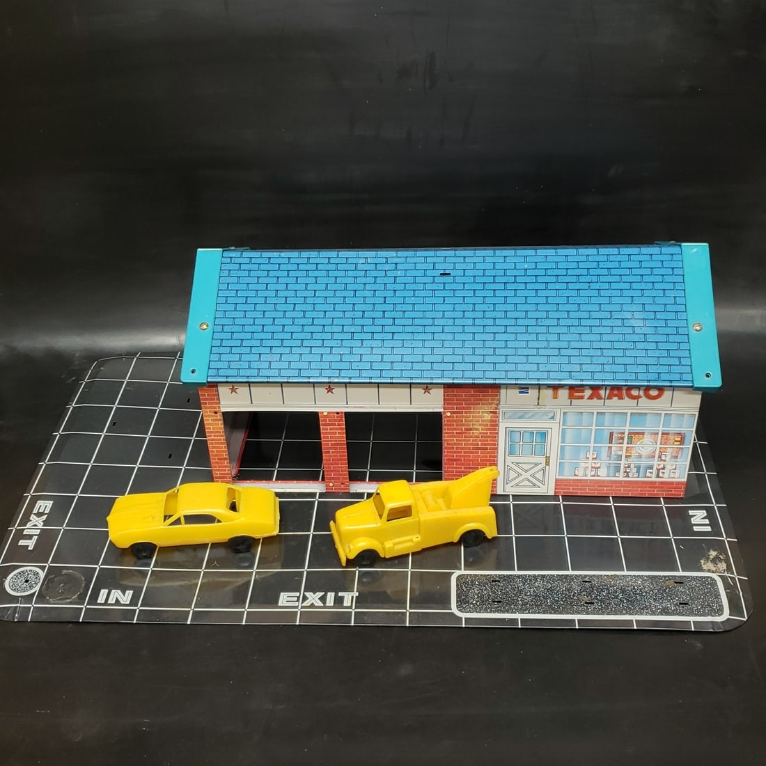 Vintage Wolverine Tin Litho Texaco Service Station no 855 (1 of 8)