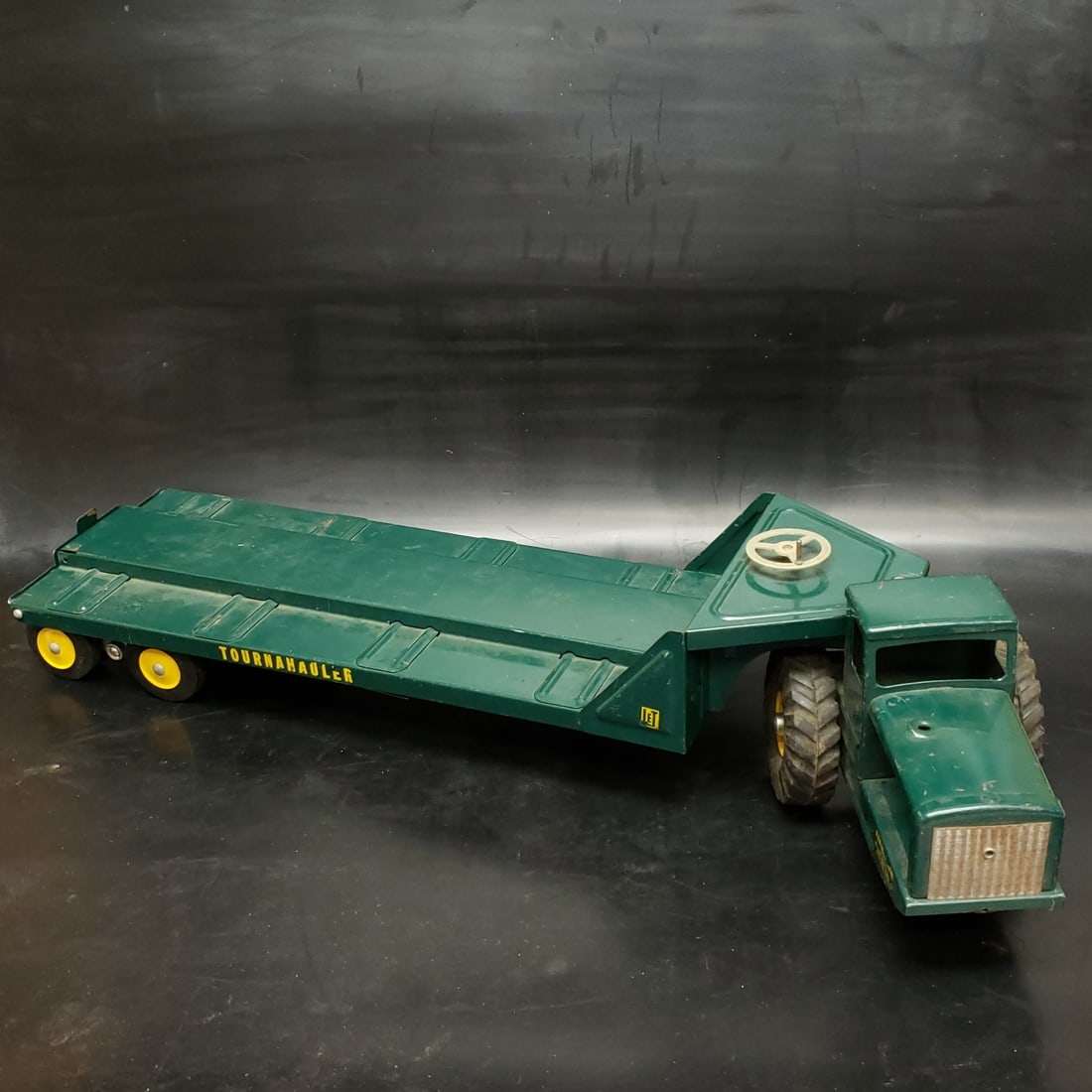 Nylint Tournreau Tournahauler Pressed Steel Tractor Trailer (1 of 9)