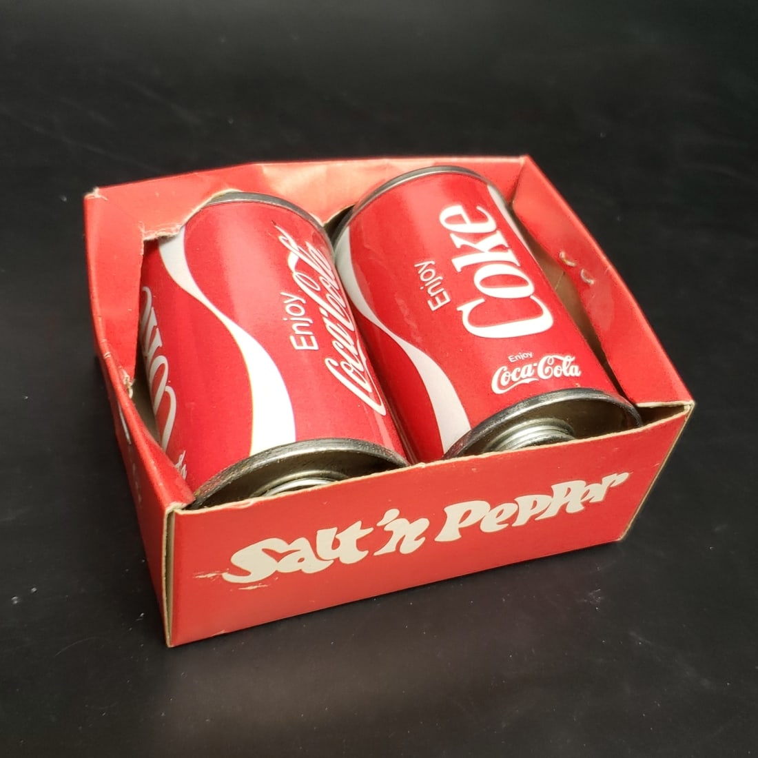 Vintage Coca Cola Salt and Pepper Shakers (1 of 4)