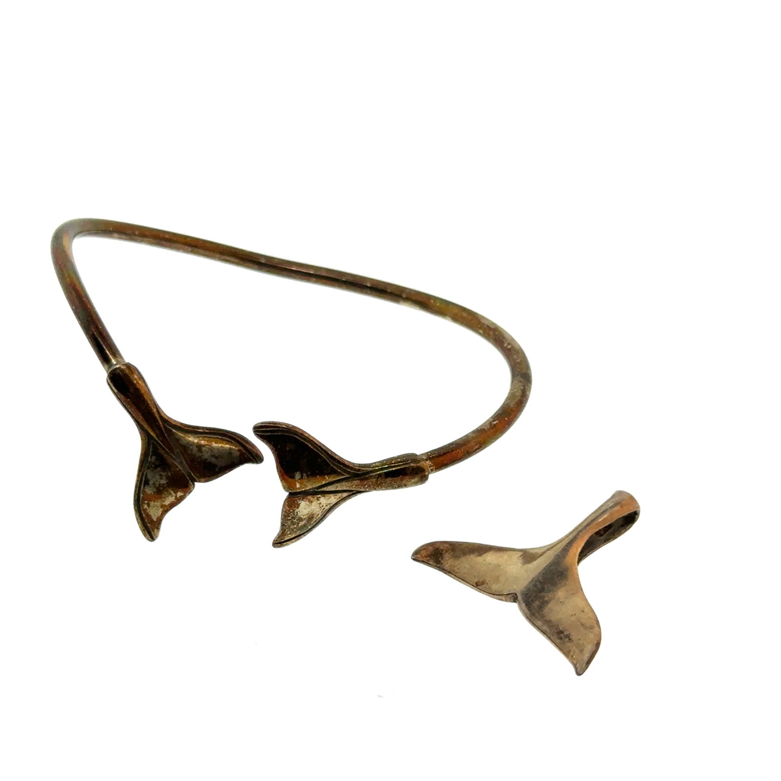 Sterling Silver Whale Tail Bracelet and Pendant - 14g: A wonderful selection of estate jewelry including some antique heirloom pieces with family provenance. Item weights and dimensions are approximate. 4"x4"x4" 8oz shipping weight and dimensions.All weig