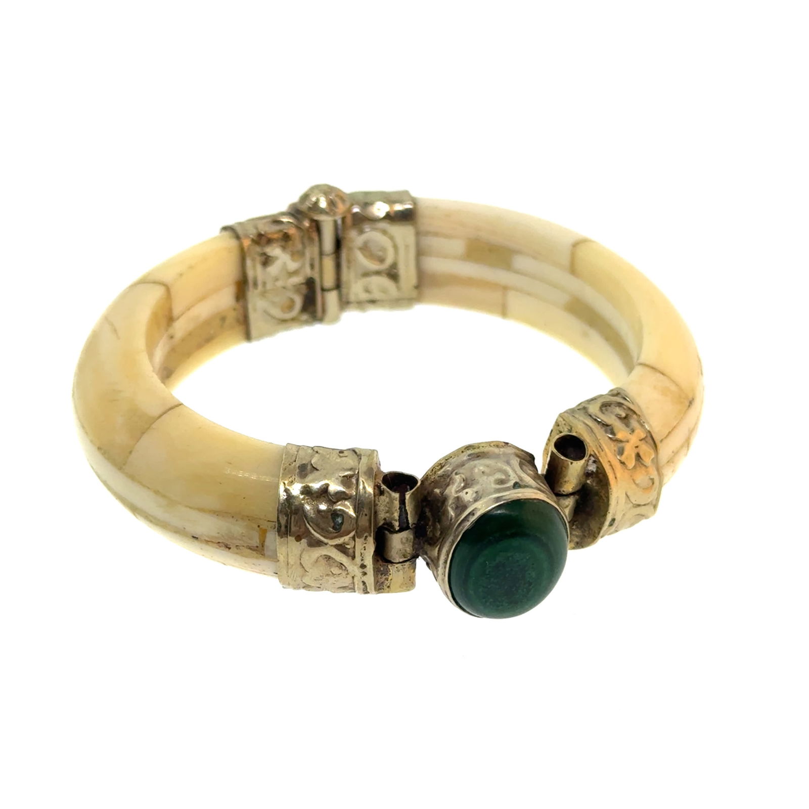 Buffalo Bone Sterling and Malachite Bracelet - g: A wonderful selection of estate jewelry including some antique heirloom pieces with family provenance. Item weights and dimensions are approximate. 4"x4"x4" 8oz shipping weight and dimensions.All weig