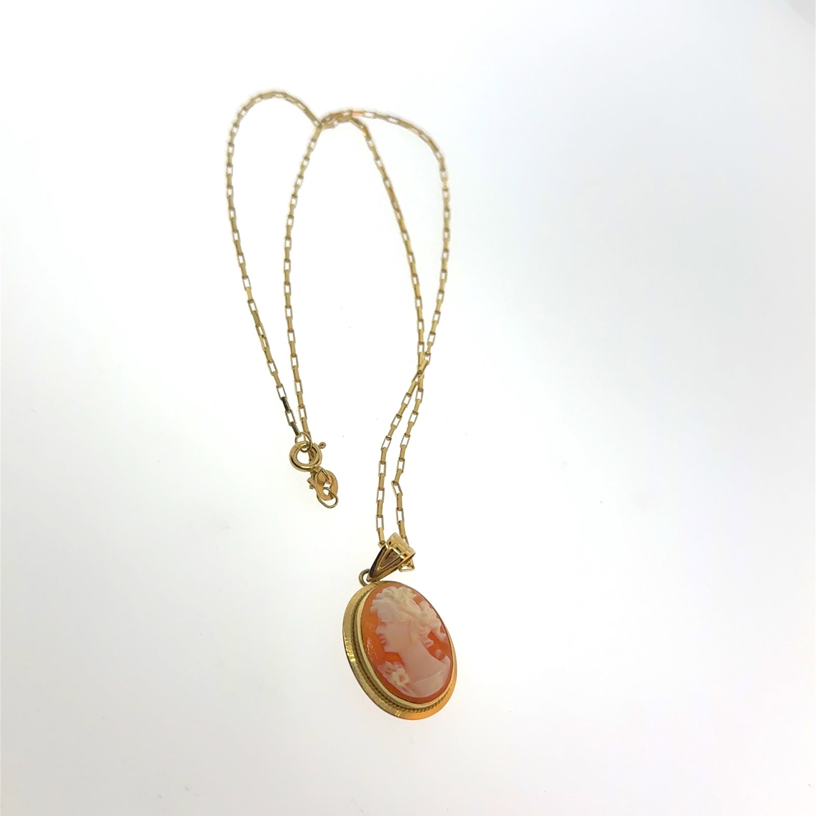 Vintage Cameo Mounted in 18k Gold with 18k Gold Chain - 4.7g: A wonderful selection of estate jewelry including some antique heirloom pieces with family provenance. Item weights and dimensions are approximate. 4"x4"x4" 8oz shipping weight and dimensions.All weig