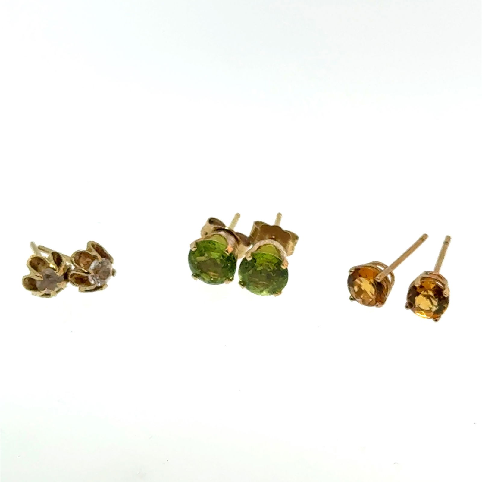 Collection of 14k Gold Studs Citrine, Emerald, Quartz - 2.6g (1 of 4)