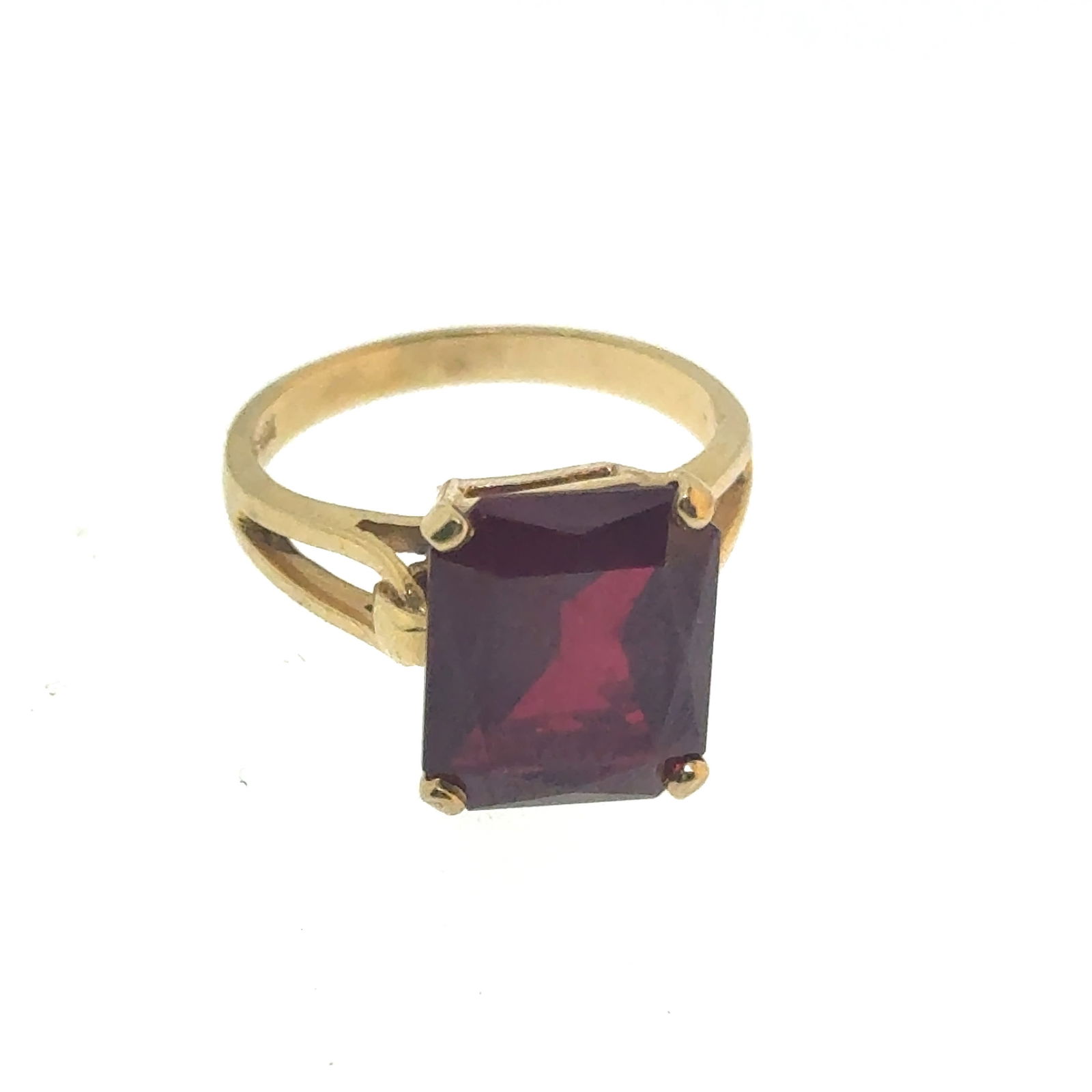 14k Gold and Large Ruby 10x12mm (approx 5.8c) Ring Size 6.5 - 4g (1 of 5)