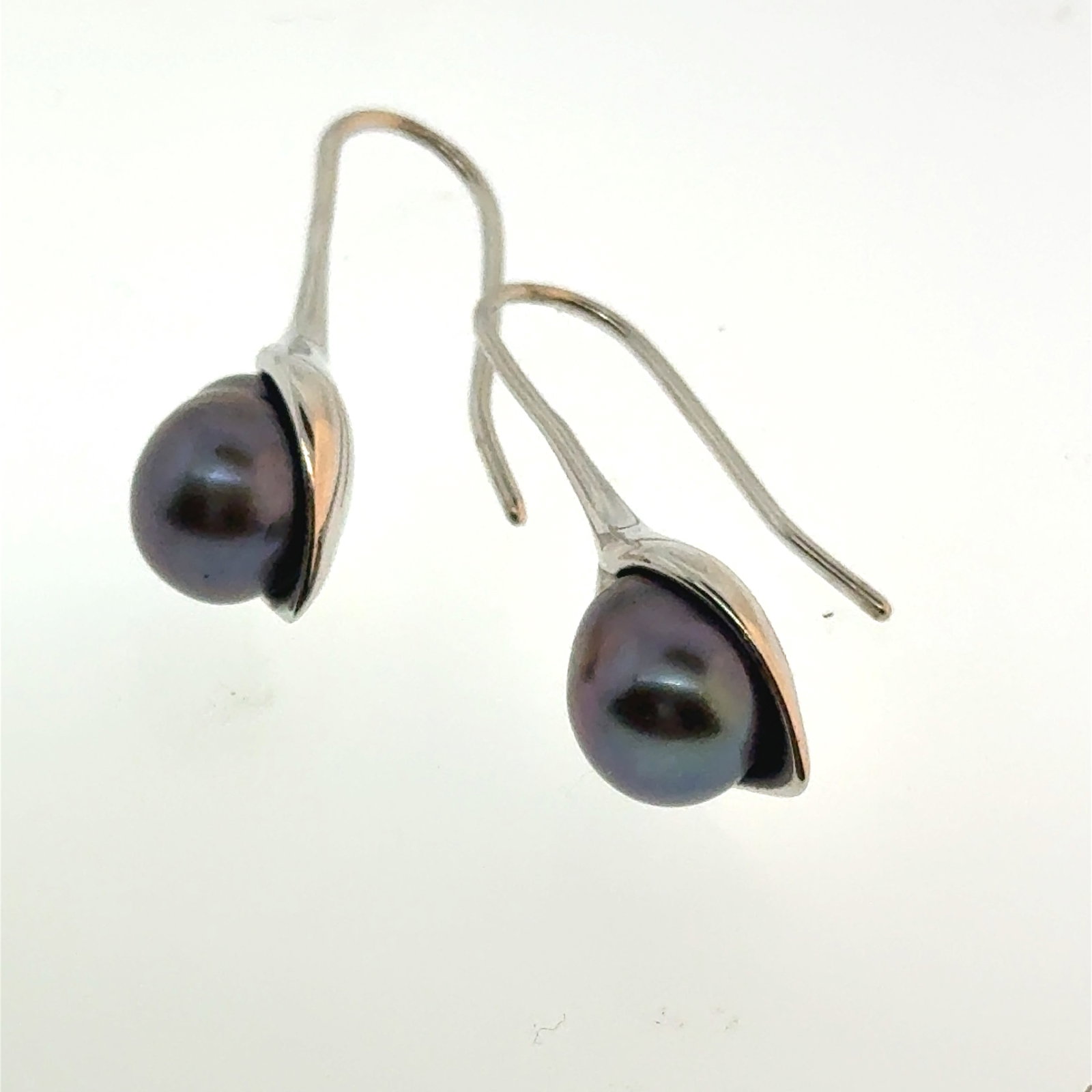 Tahitian Pearl Drop Earrings - - oz: "This is a continuation of our Pro Jeweler's Estate auctions. This auction includes his personal bolo tie collection as well as several of his own art jewelry pieces. There are other Southwest styled 
