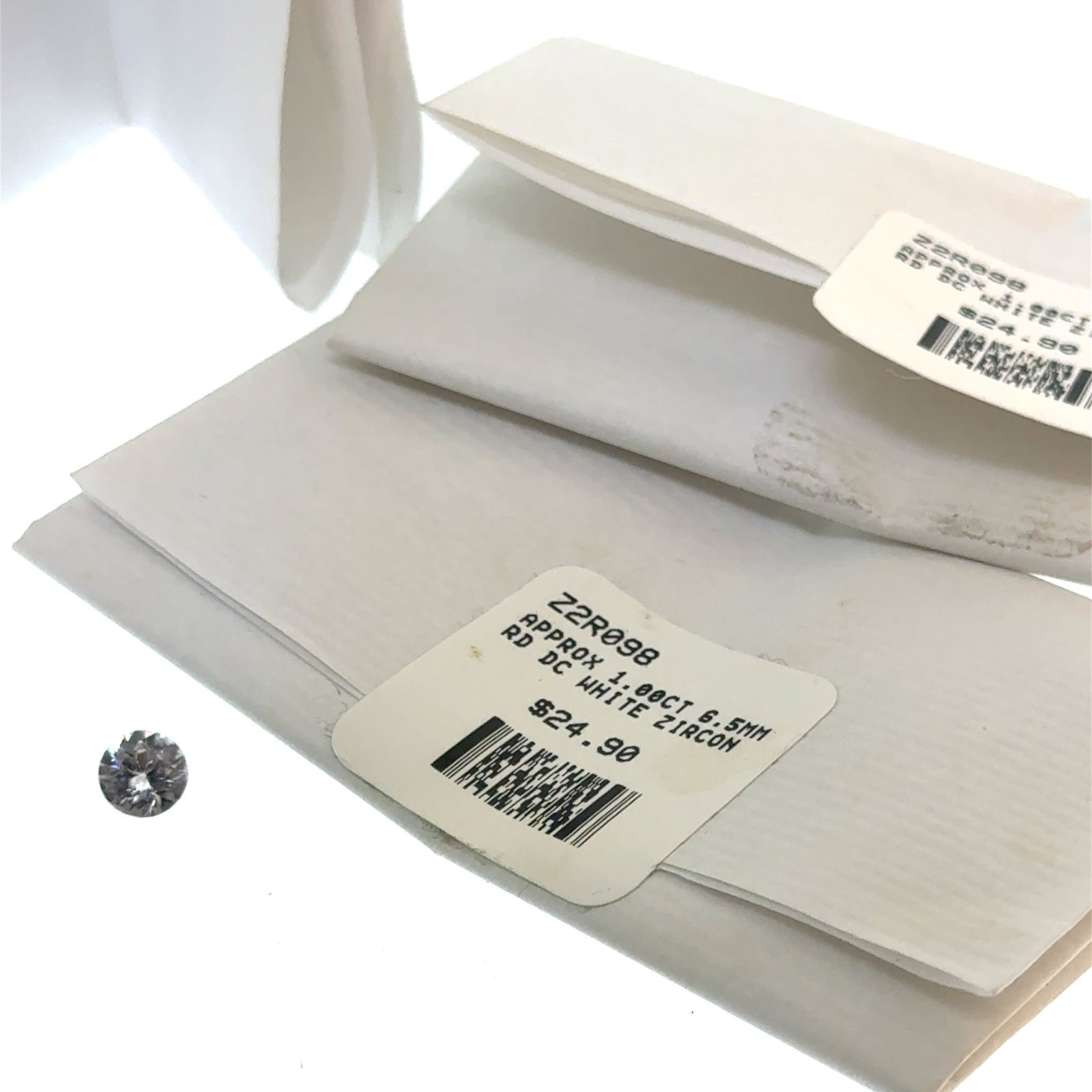 3 x 1ct White Zircon Gemstones: This is a continuation of our pro jeweler's estate auction, but we've added some gems from another estate (JTV). The rest are from his personal collection, many faceted by himself. Gems were cataloged