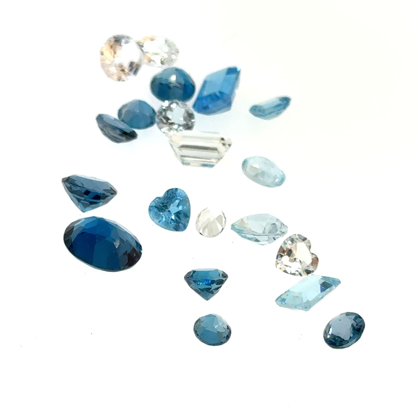Mixed Topaz Gemstone Lot 30.7ct: This is a continuation of our pro jeweler's estate auction, but we've added some gems from another estate (JTV). The rest are from his personal collection, many faceted by himself. Gems were cataloged