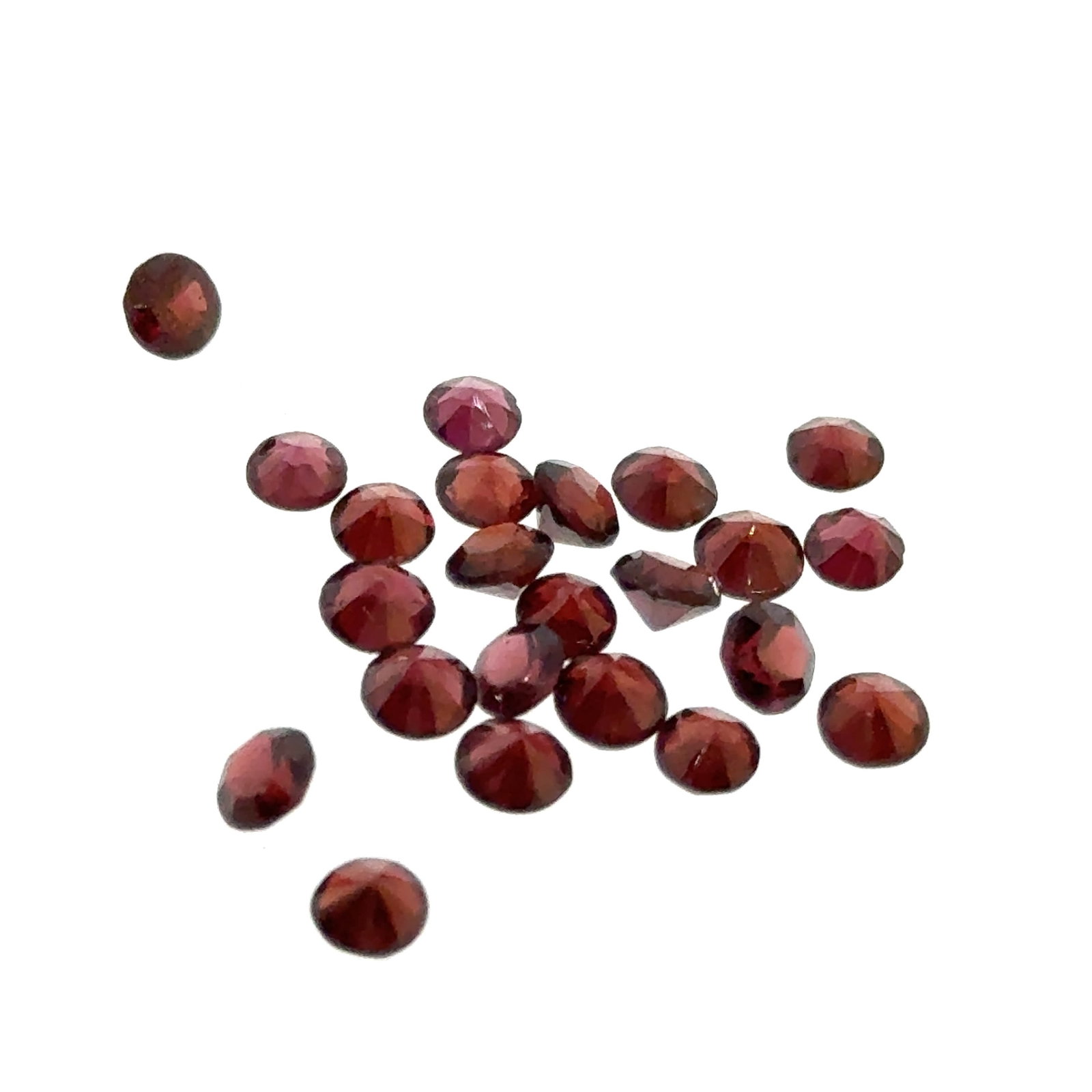 22 x Round Cut Garnet Gemstones 5.5ct 3mm: This is a continuation of our pro jeweler's estate auction, but we've added some gems from another estate (JTV). The rest are from his personal collection, many faceted by himself. Gems were cataloged