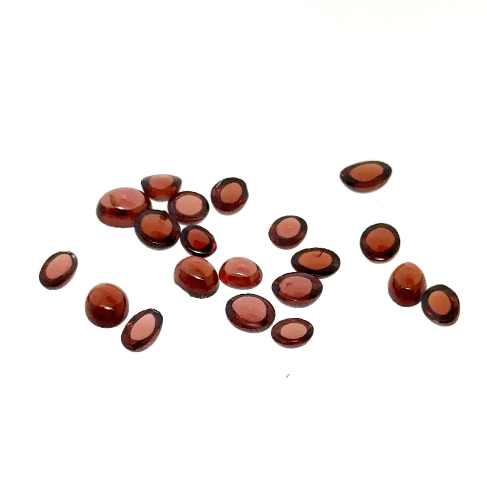 20 Garnet Cabochon Gemstones 8.5ct (1 of 4)