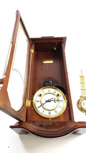 Old Viena Regulator No. M1266 Oak Hanging Wall Clock: This auction contains a wide range of vintage estate items and collectibles all sold with no reserve.Local pick up details will be provided at the end of the sale. In-house shipping is available at th