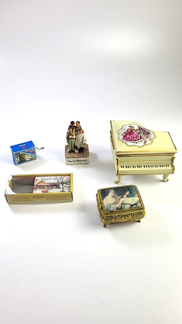 Music Box Collection - Piano, Norman Rockwell, Small Boxes Working: This auction contains a wide range of vintage estate items and collectibles all sold with no reserve.Local pick up details will be provided at the end of the sale. In-house shipping is available at th