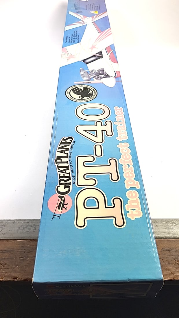 Great Planes PT-40 RC Airplane Kit (1 of 12)