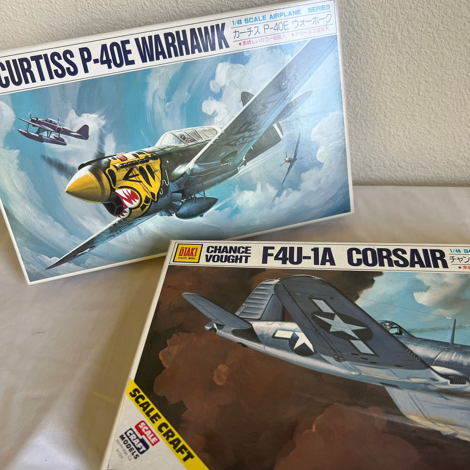 2 x Otaki Model Kits New P-40E Warhawk F4U-1A Corsair (1 of 7)