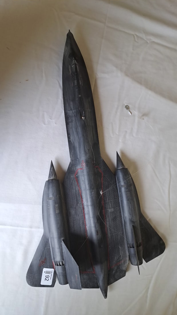 SR71 blackbird plane model assembled (1 of 6)
