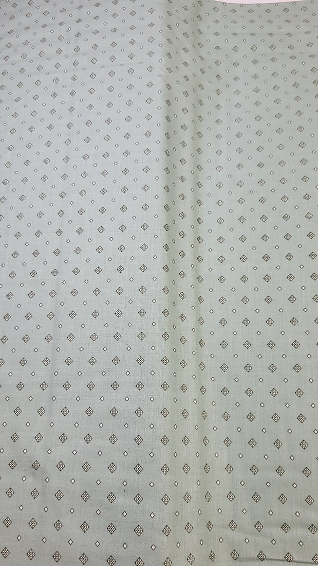 Joan Kessler For Concord Fabrics 100% Cotton Teal & Diamonds 6 Yards: Large assortment of vintage fabric from an estate. Fabric is described as per the bolt it is on and measurements are approximate based on the updated bolt markings and counting wraps.Local pick up is 