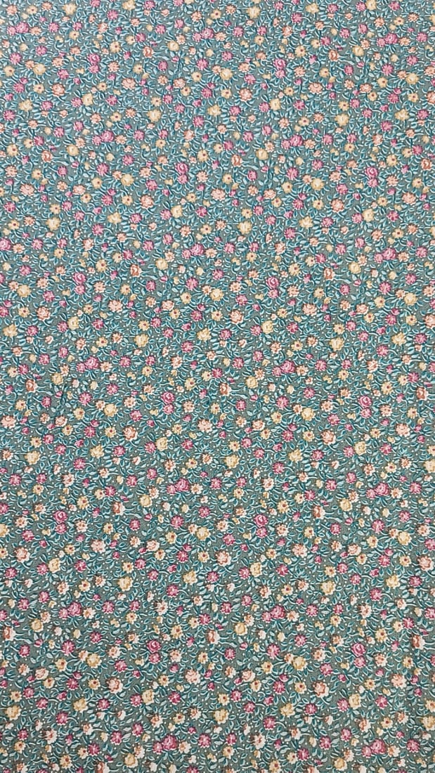 Vintage Cotton Fabric Bolt Green W/ Multi Color Flowers 4 Yards (1 of 4)