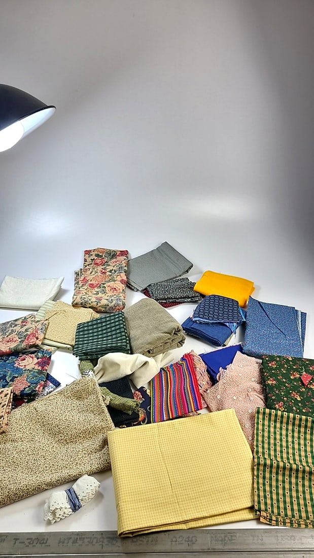 Vintage Fabric Lot 3 Cotton About 10 Yards Total: Large assortment of vintage fabric from an estate. Fabric is described as per the bolt it is on and measurements are approximate based on the updated bolt markings and counting wraps.Local pick up is