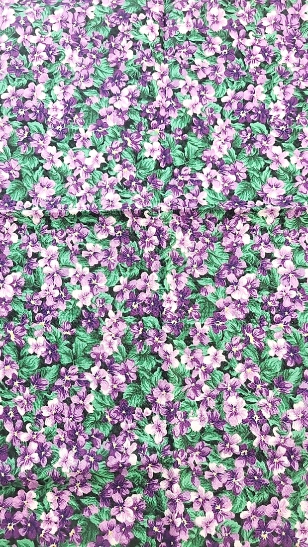 The State Flowers Collection by Susan Ellis Violet 22 X 18: Large assortment of vintage fabric from an estate. Fabric is described as per the bolt it is on and measurements are approximate based on the updated bolt markings and counting wraps.Local pick up is 